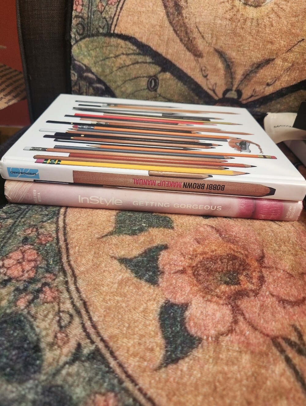2 Beauty Makeup Book Lot Bobbi Brown Makeup Manual & InStyle Getting Gorgeous
